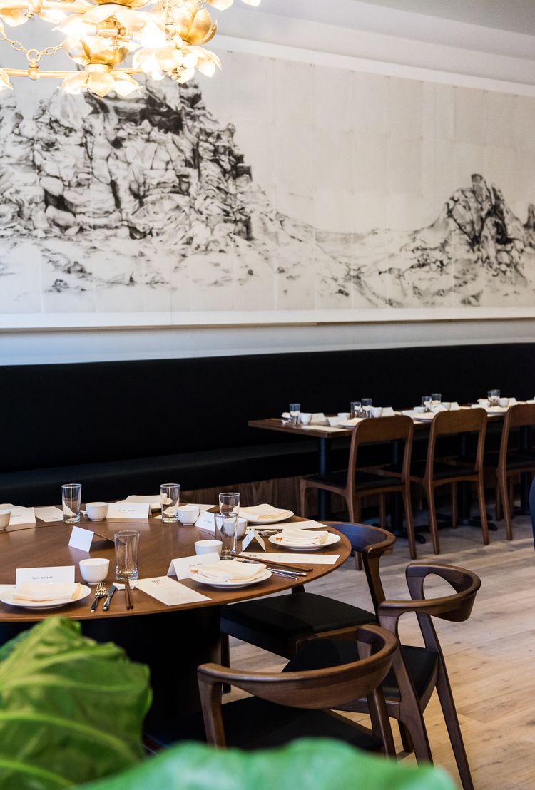 3-MrJius-table-mural.jpg