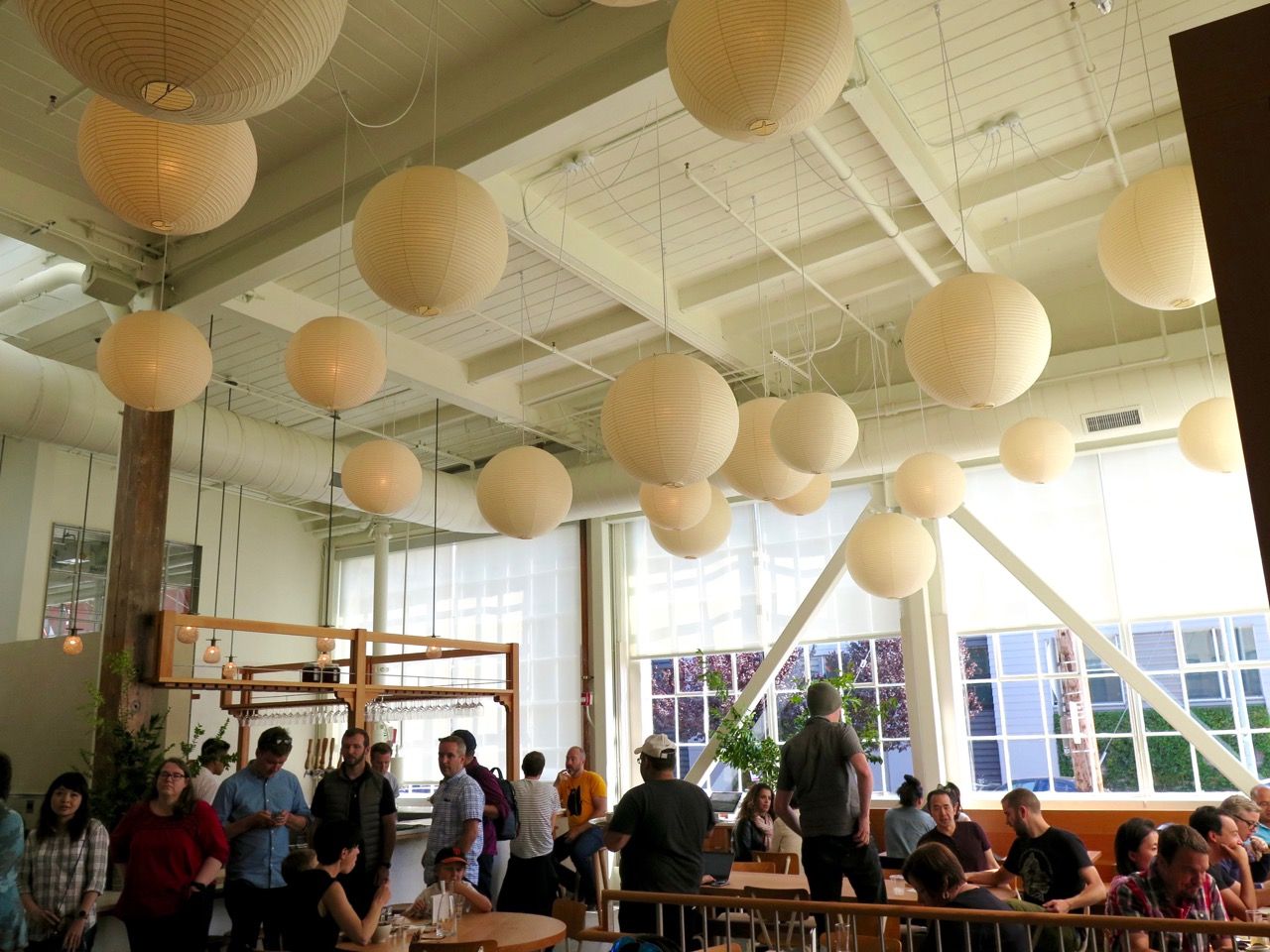 manufactory-maindining.jpeg
