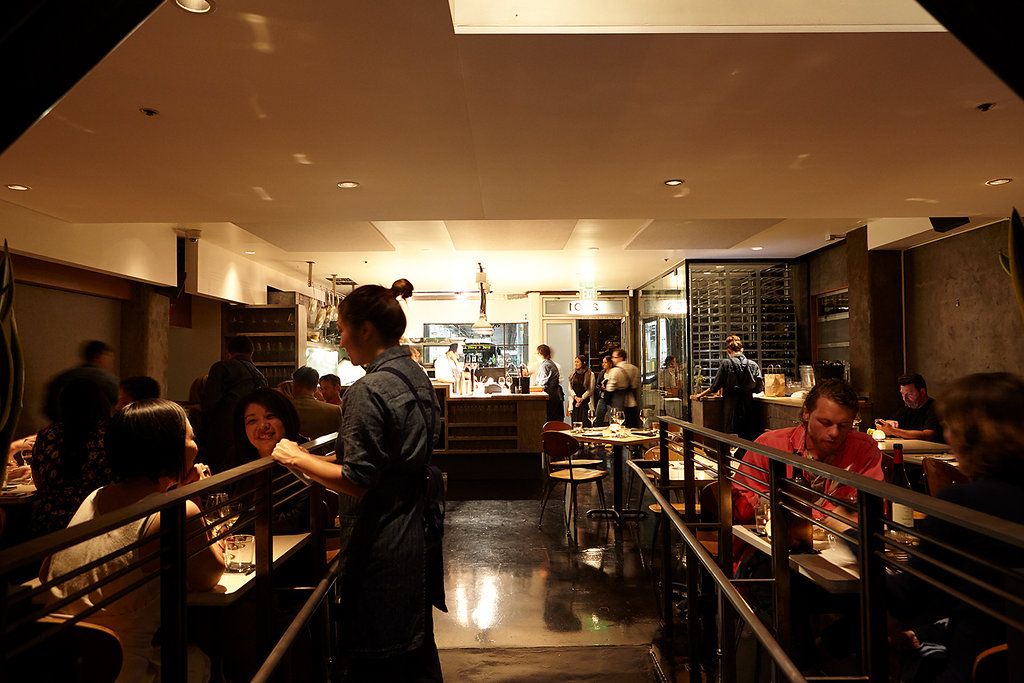 TheMorris_diningroom.jpg