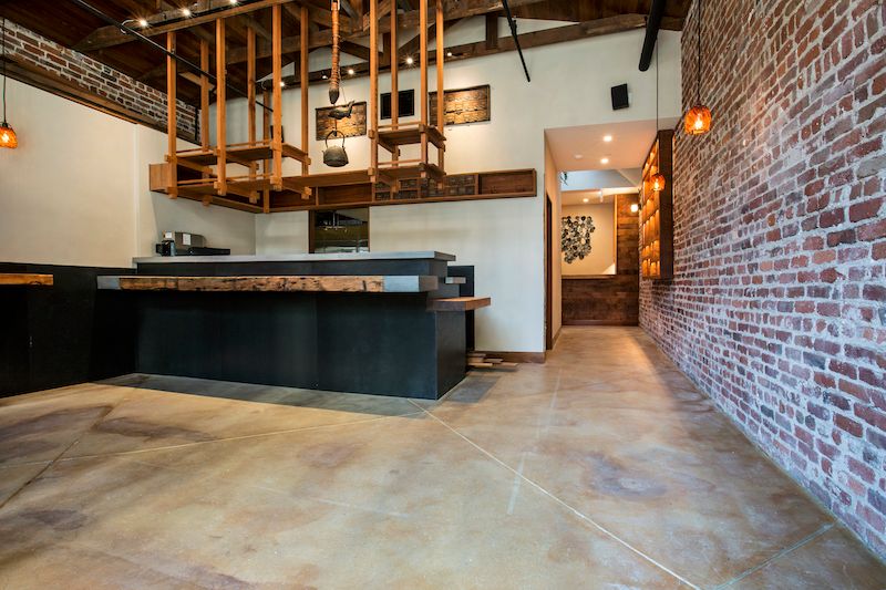 onsen-diningroom.jpg
