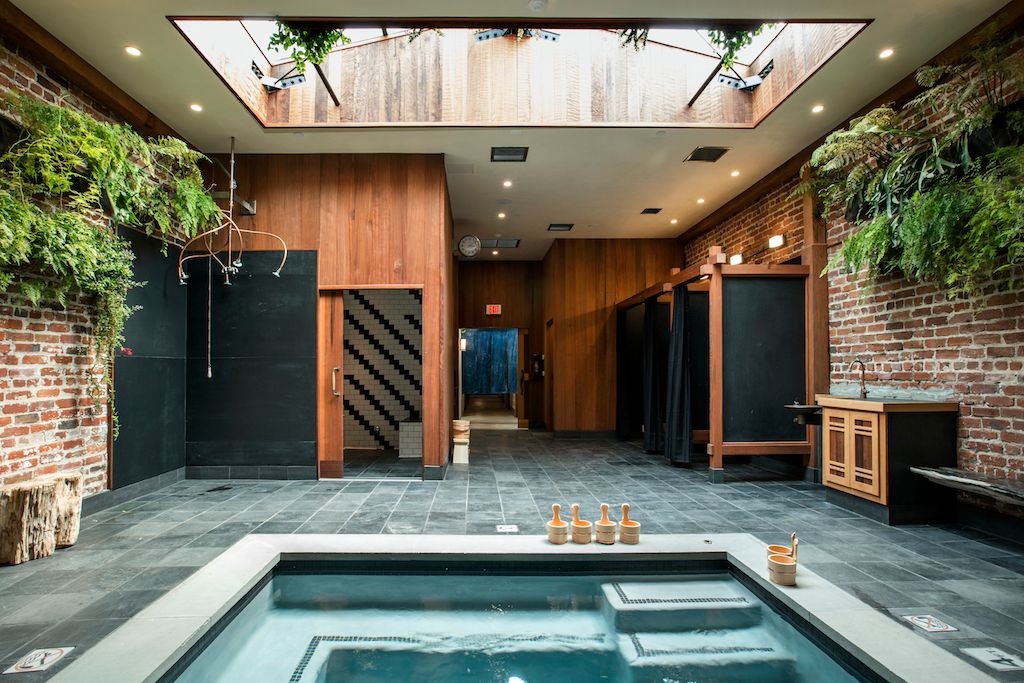 Onsen_BackSoakingRoom_RaquelVenancioPhotography.jpg