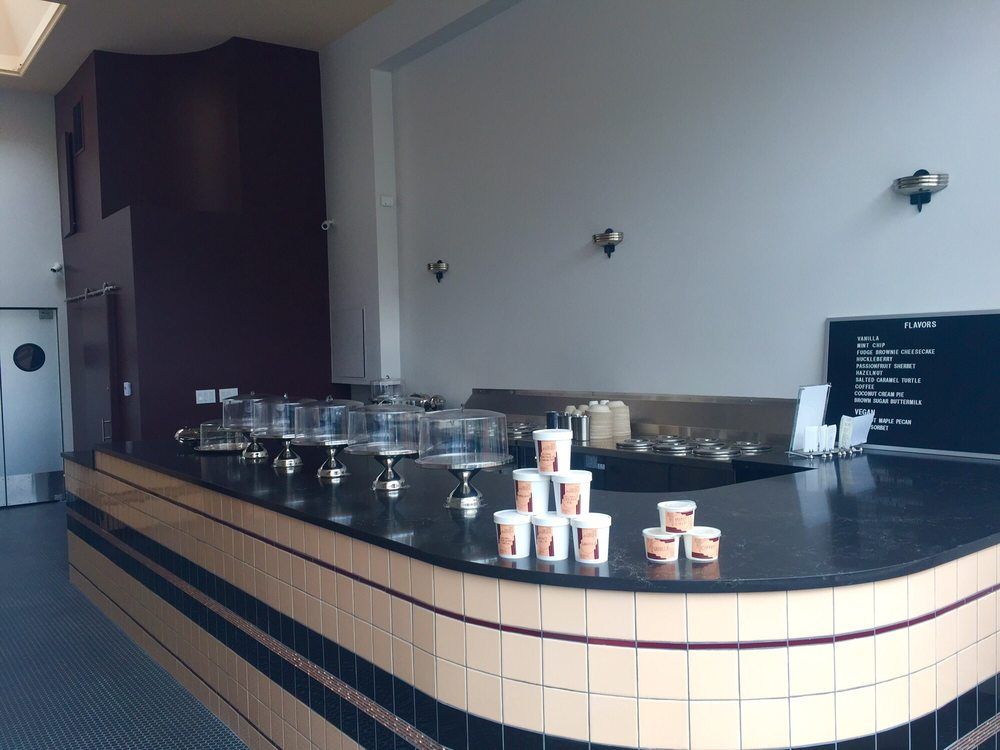castrofountain-bar.jpg
