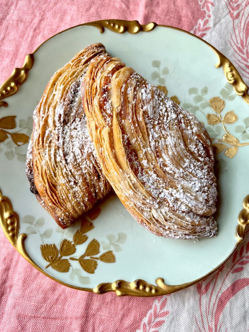 antonios-sfogliatella.jpg
