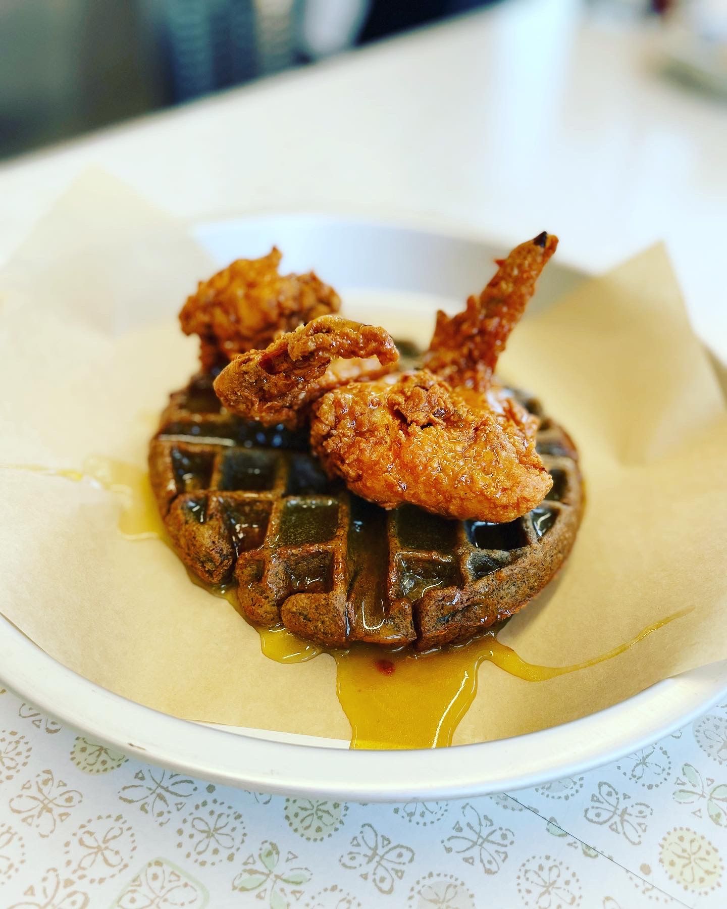 1-kowbird-chickenwaffles.JPG