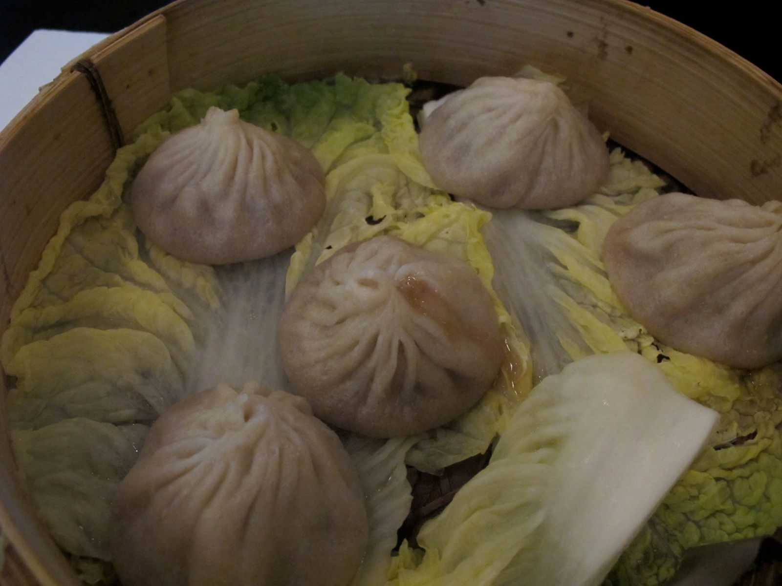 joesshanghai.JPG