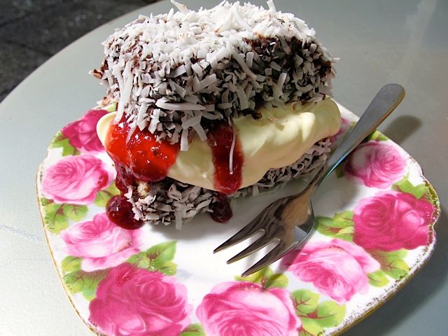 9a-auckland-lamington.jpeg