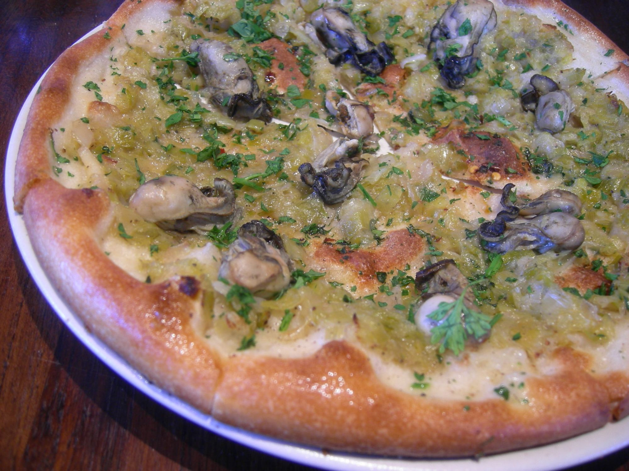 oysterpizza.JPG