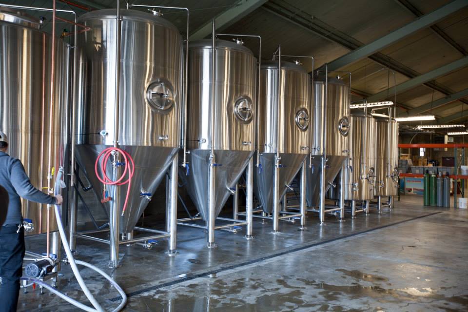Fort_Point_Brewing.jpg
