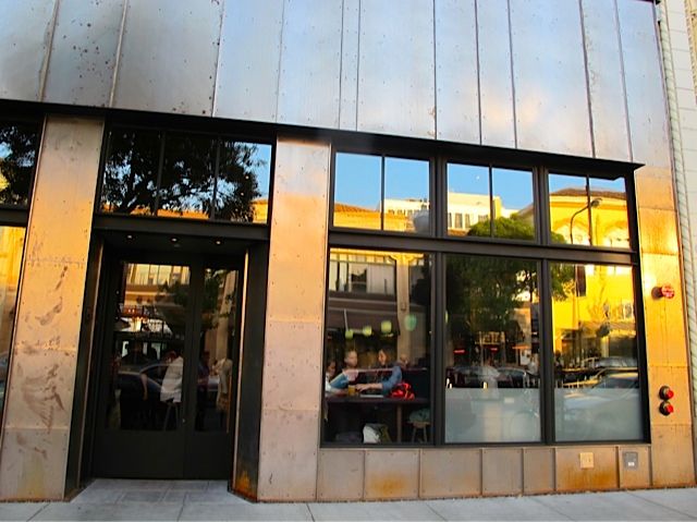 5-comal-exterior.jpg