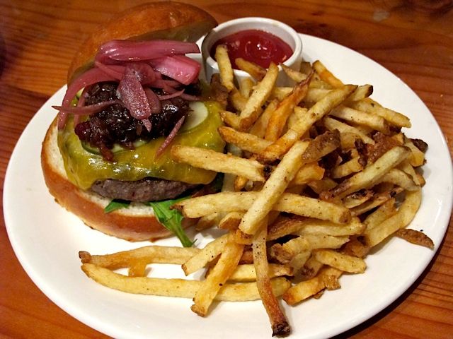 3-cornerstore-burger.jpg