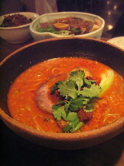 3-ramenshop-tantanmen.jpg