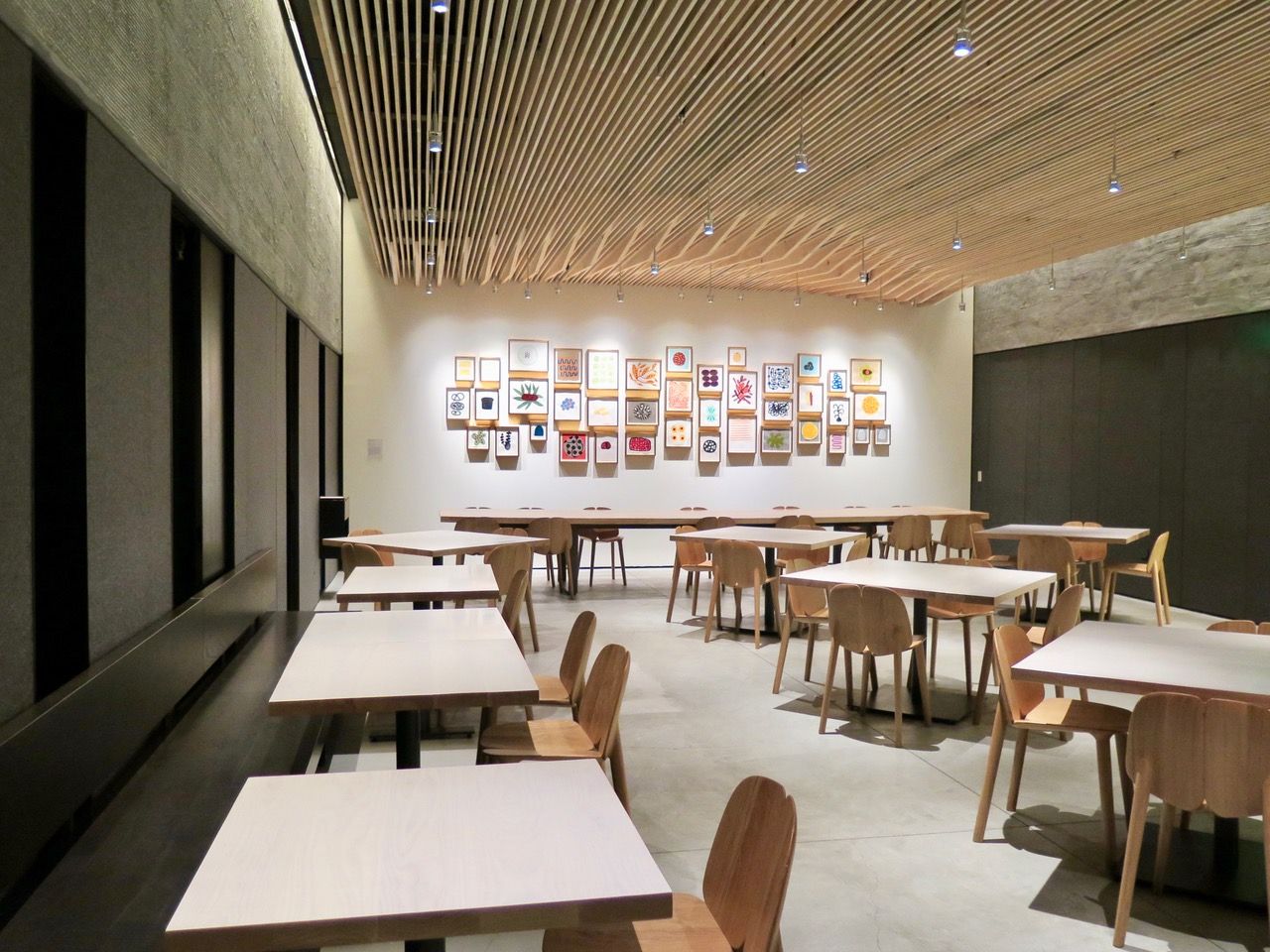 6-insitu-diningroom.jpeg