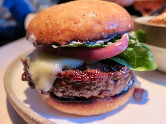 5-themorris-burger.jpeg