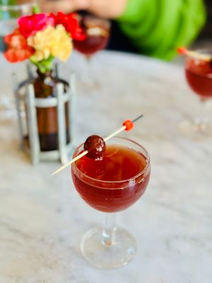 This week’s tablehopper: cruel summer.