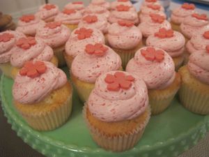 May 25, 2010 - This week's tablehopper: hopper hell (part one).