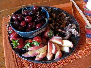 June  8, 2010 - This week's tablehopper: miles ahead.