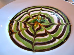 May 10, 2011 - This week's tablehopper: #springtimeinmotherf*ckingeffect.