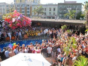 June 28, 2011 - This week's tablehopper: somewhere over the rainbow.