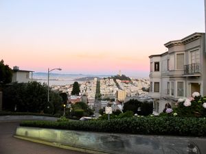 September 30, 2011 - This week's tablehopper: type, type, type.