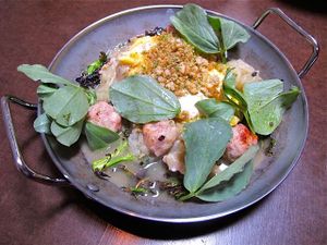 This week's tablehopper: put a bird on it.