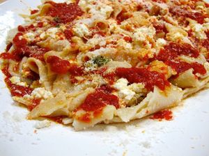 May  1, 2012 - This week's tablehopper: springy.