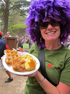 August 14, 2012 - This week's tablehopper: my cherie amour.