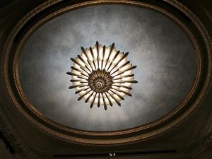 September 11, 2012 - This week's tablehopper: la donna è mobile.