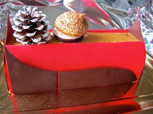 December 21, 2012 - This week's tablehopper: happy, merry.