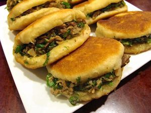 February 15, 2013 - This week's tablehopper: round the corner.