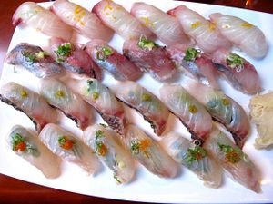 This week's tablehopper: lurve is in the air.