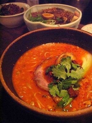 November  8, 2013 - This week's newsletter: tantanmen meow meow.
