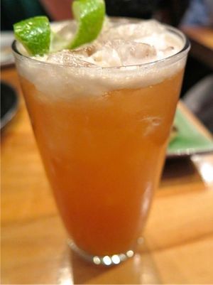 This week's tablehopper: das boot.