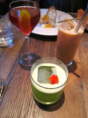 This week's tablehopper: June boom.