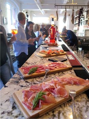 July 29, 2014 - This week's tablehopper: afternoon delight.