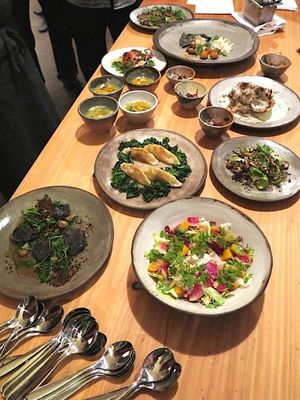 December  9, 2014 - This week's tablehopper: progressive.