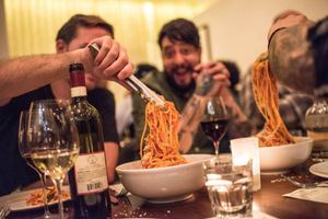 December  5, 2014 - This week's tablehopper: tutti a tavola!