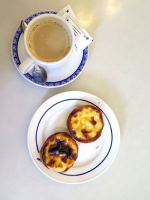 May 15, 2015 - This week's tablehopper: I left my heart in Lisbon.