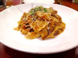 June  2, 2015 - This week's tablehopper: get the led out.