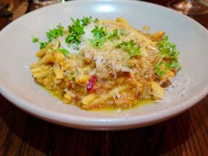 This week's tablehopper: haute mess.