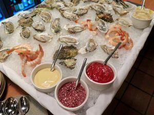 This week's tablehopper: huarache lights.