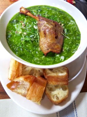 December 13, 2016 - This week's tablehopper: time to put on your fat pants.