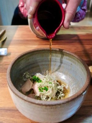 January 17, 2017 - This week's tablehopper: storm's a-comin'.