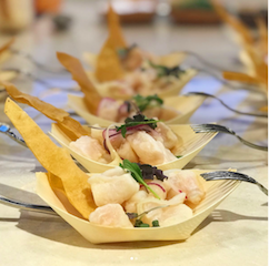 October 17, 2017 - This week's tablehopper: gracias.