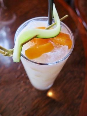 This week's tablehopper: think pink.