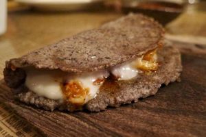 This week's tablehopper: the best kind of crabby.