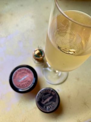 January 14, 2020 - This week's tablehopper: I smell a rat.