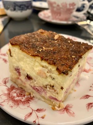 This week's tablehopper: love and quiches.