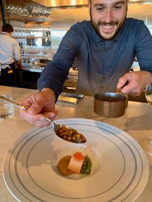 This week's tablehopper: where to begin?