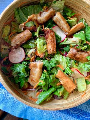 This week's tablehopper: hot mic.