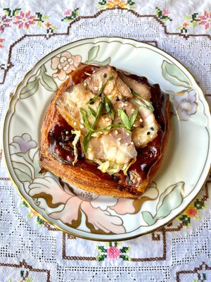 This week's tablehopper: get baked.